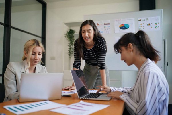 Quel est l'impact de la 5G sur les technologies de réalité augmentée pour le commerce ?